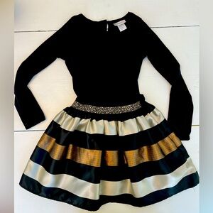 SWEET HEART ROSE girls dress size 8 Black and Gold beaded detail waist line
